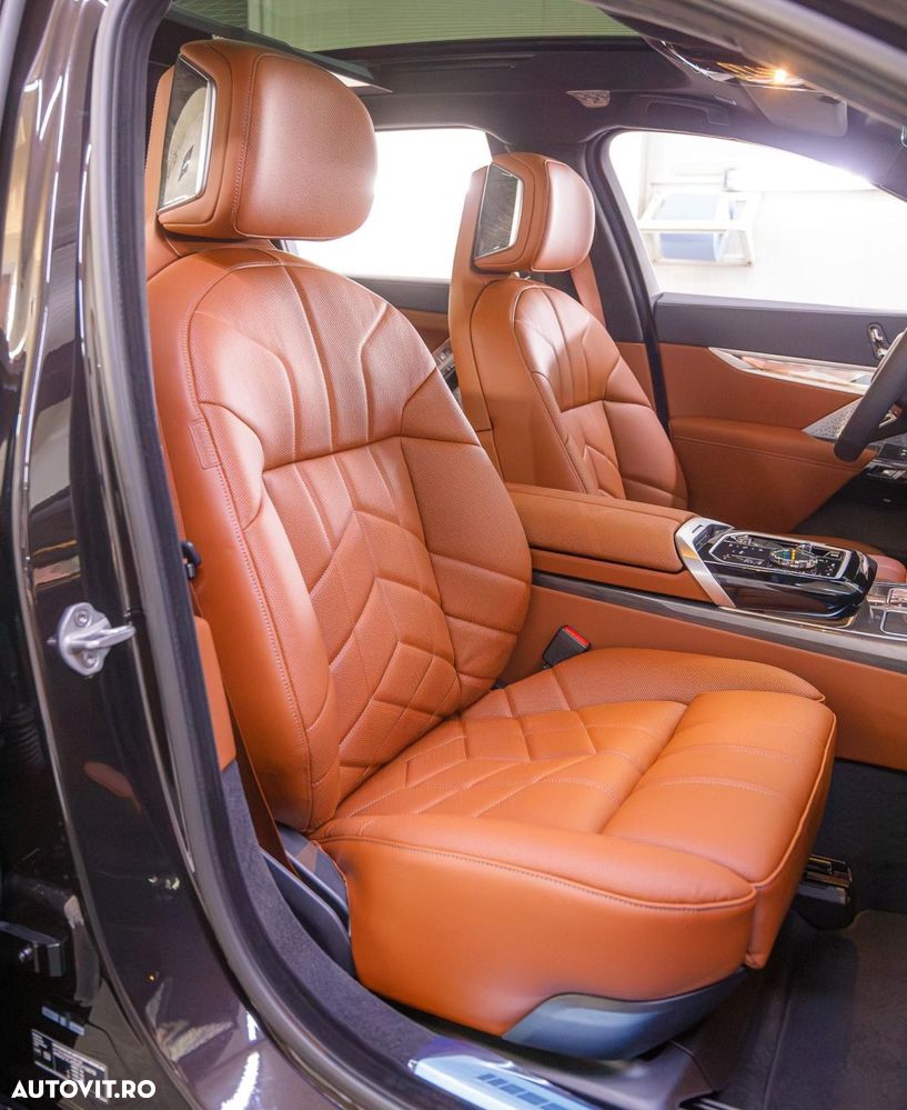 BMW Seria 7 - 13