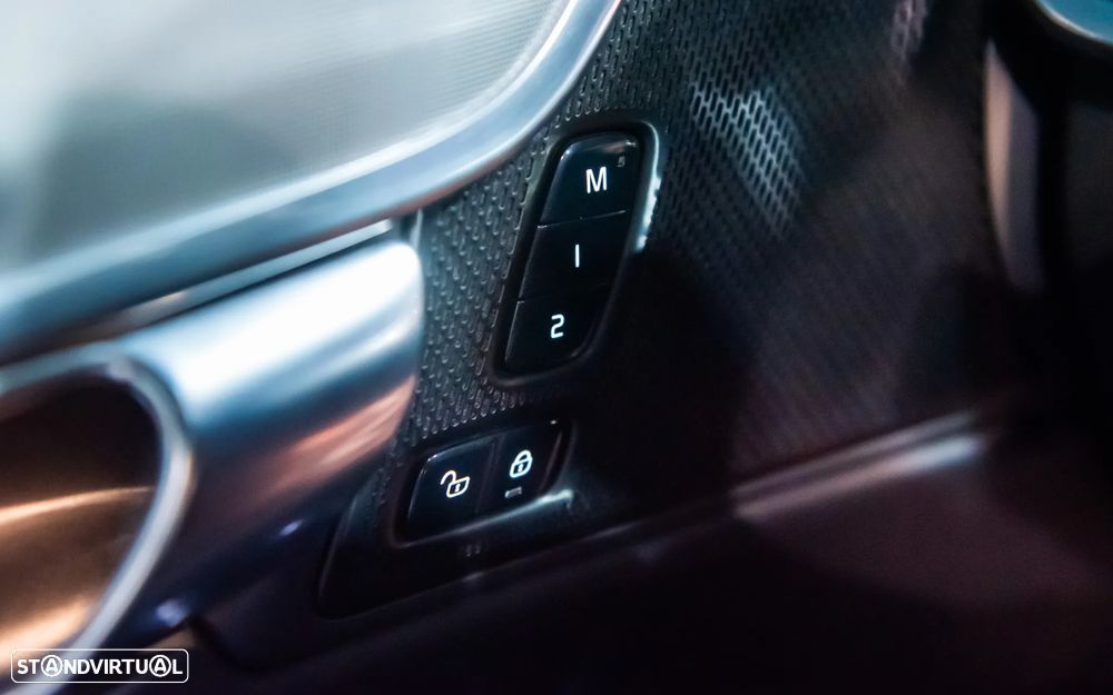 Volvo S90 2.0 B5 Plus Bright AWD - 37