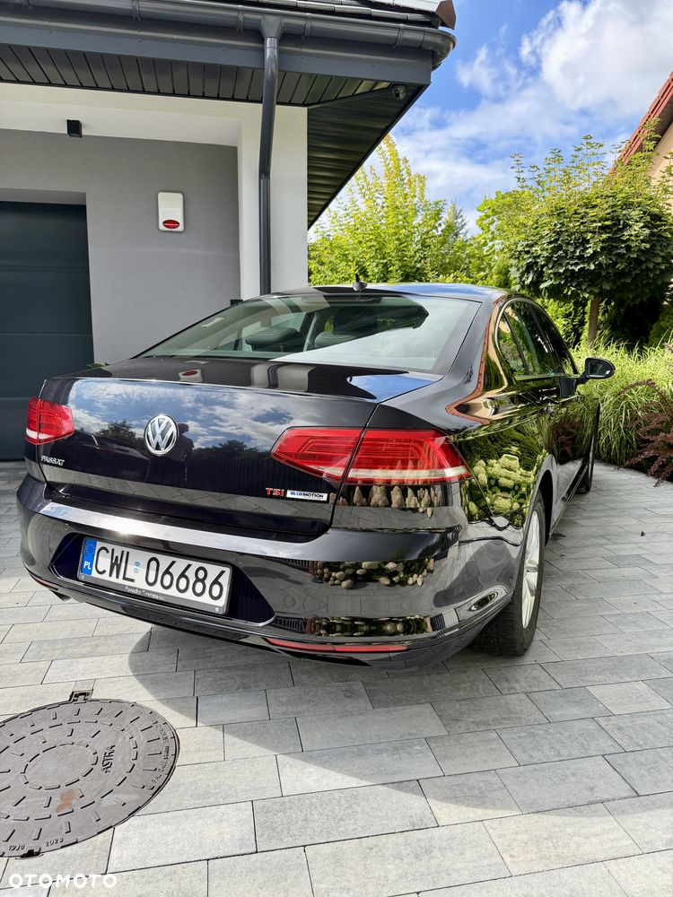 Volkswagen Passat - 7