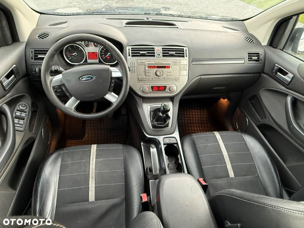 Ford Kuga 2.0 TDCi 4x4 Titanium - 7
