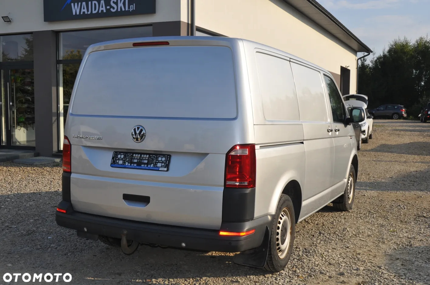 Volkswagen Transporter - 22