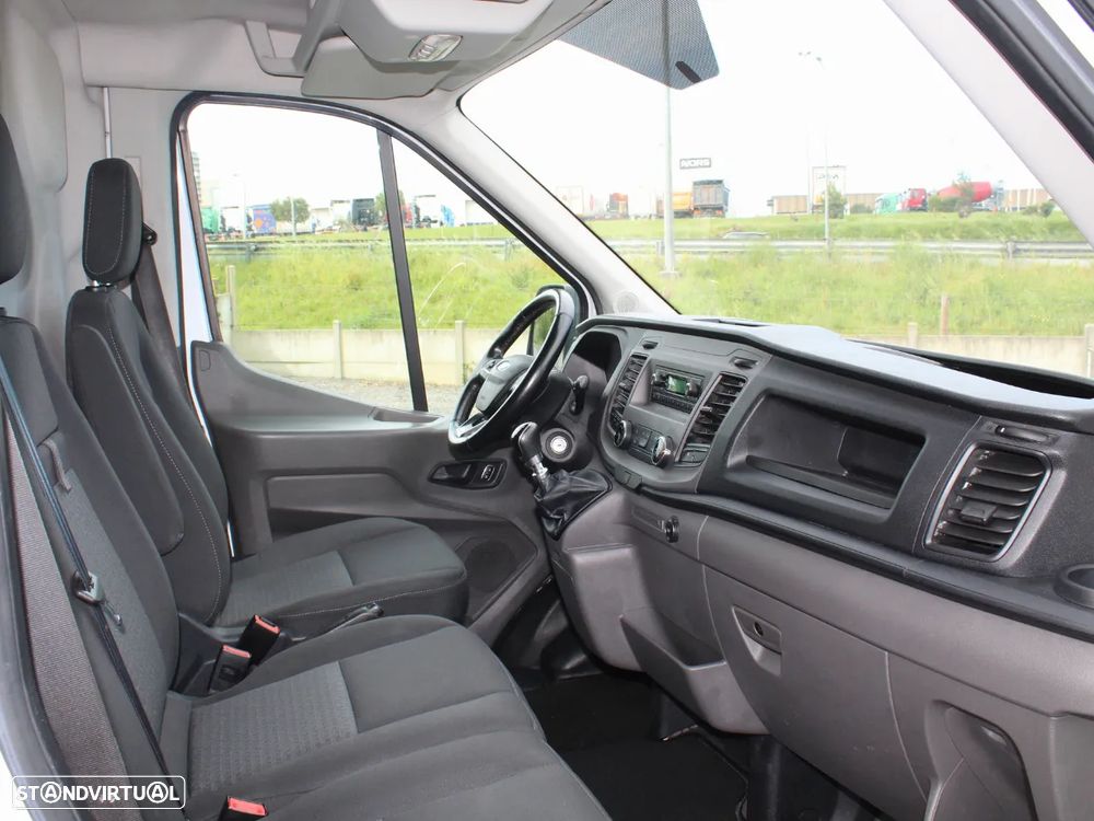 Ford Transit 2.0 TDCI Isotermica Frio L2H2 com IVA de  2019 - 7