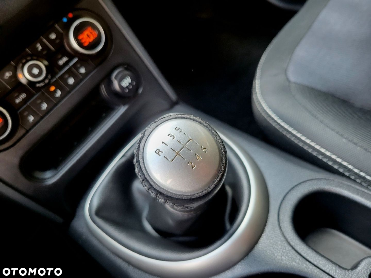 Nissan Qashqai - 11