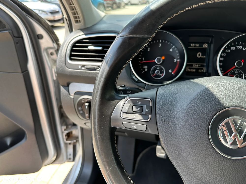 Volkswagen Golf - 10