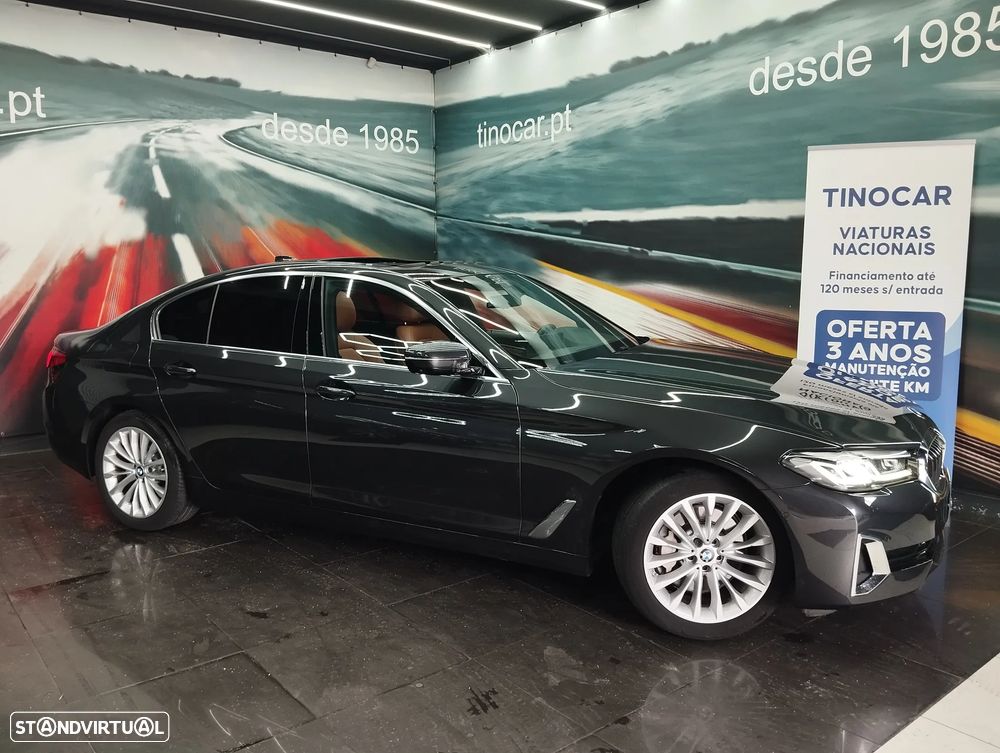 BMW 530 e Line Luxury - 3