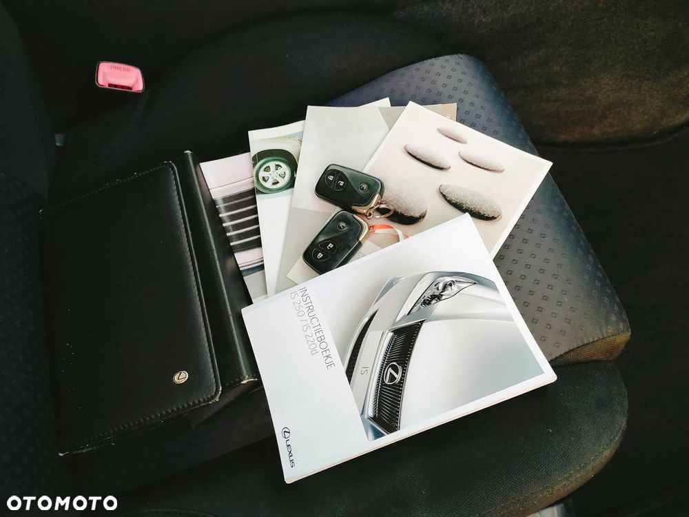 Lexus IS 250 Elegance - 20