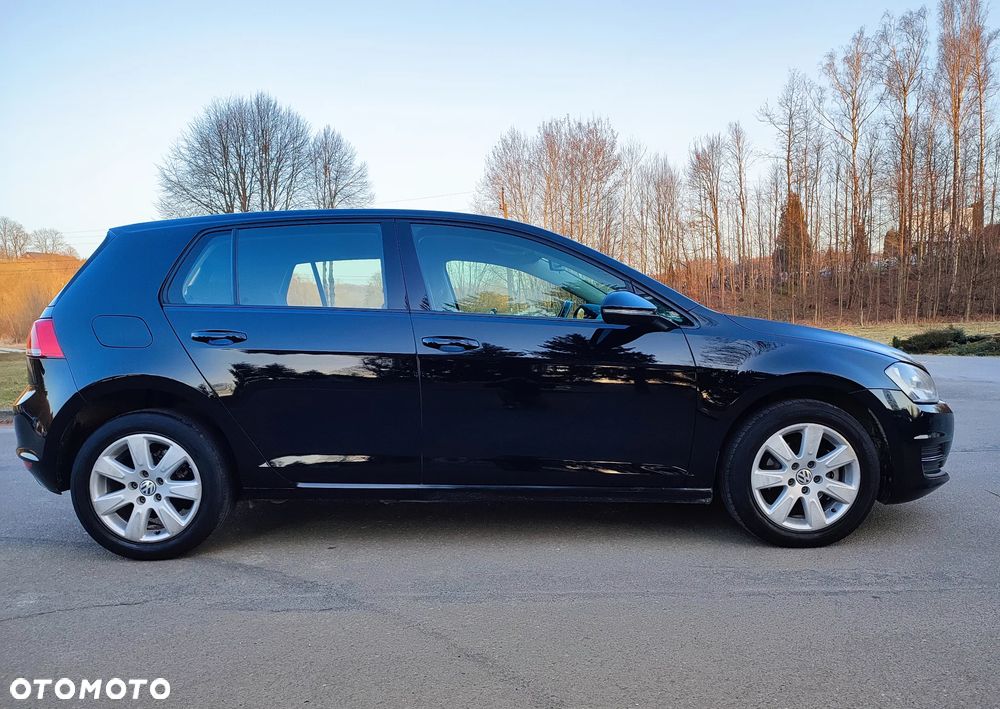 Volkswagen Golf - 11