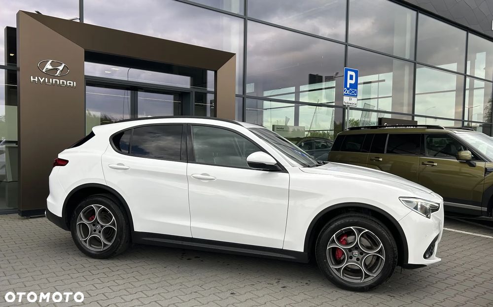 Alfa Romeo Stelvio 2.2 JTDM Super Q4 - 6