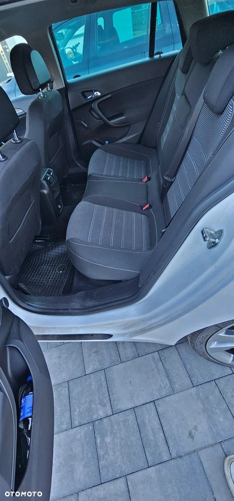 Opel Insignia - 6