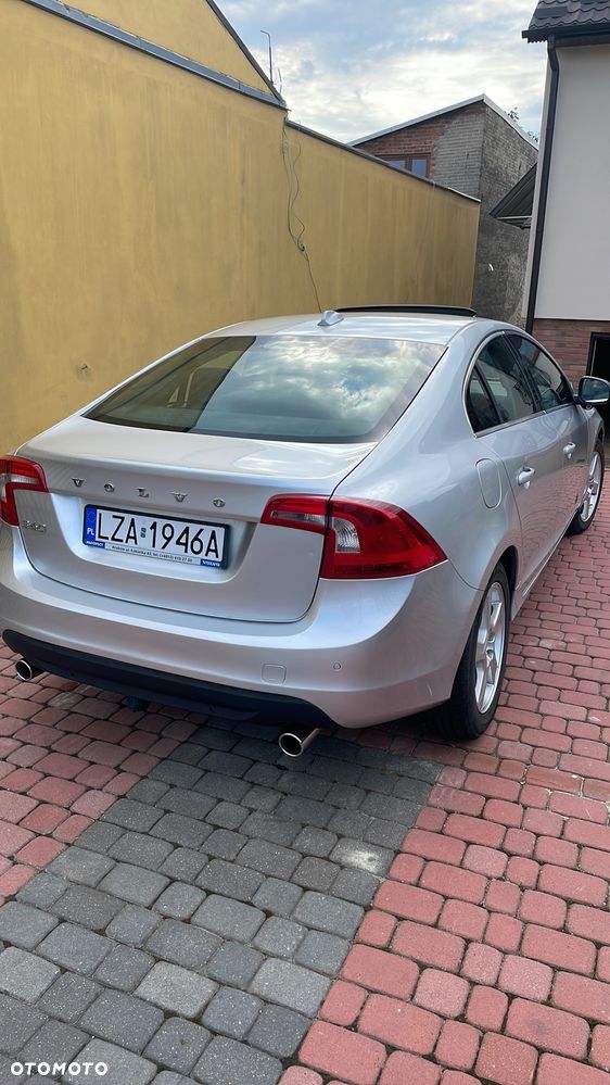 Volvo S60 2.5 T5 - 12