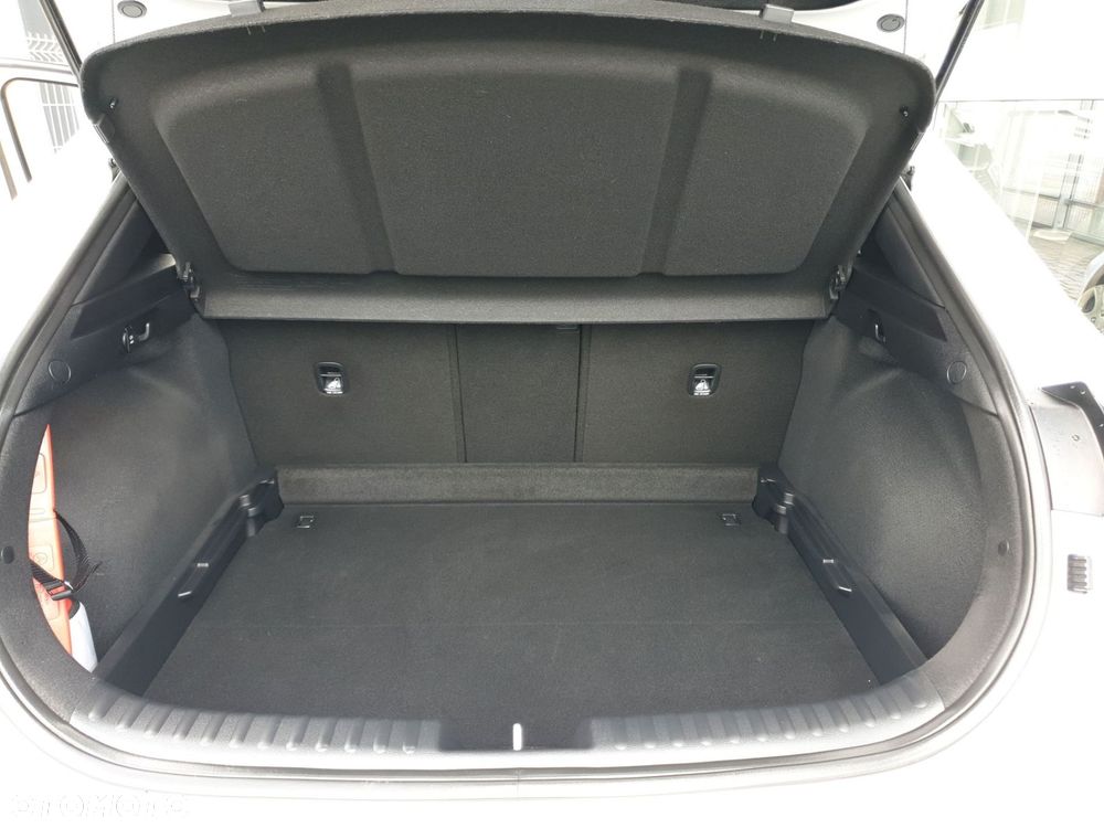 Kia XCeed 1.5 T-GDI L DCT - 27