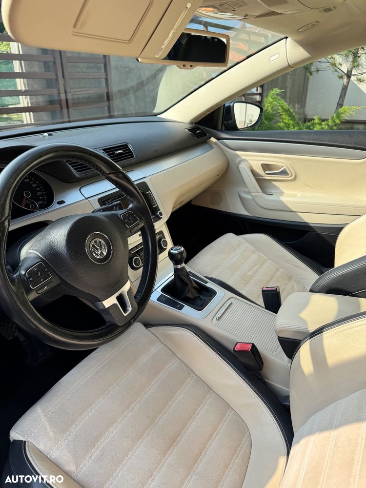 Volkswagen Passat CC 2.0 TDI 4Motion BMT - 6