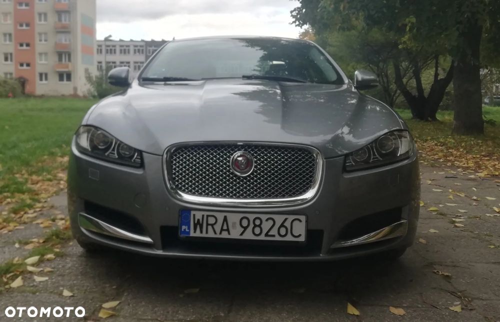 Jaguar XF 2.2 D Luxury - 3