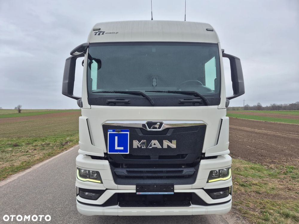 MAN TGS 18.470 18.400 RETARDER MOŻLIWA HYDRAULIKA NAUKA JAZDY STANDARD 4x2 18.360 18.320 18.420 - 28