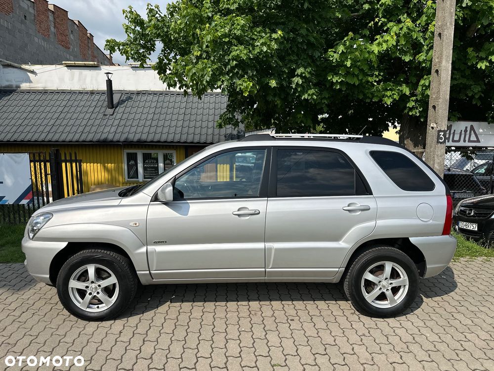 Kia Sportage 2.0 CRDI 4WD Cup - 8
