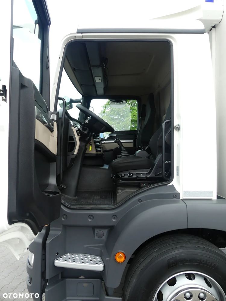 MAN TGM 15.290 / CHŁODNIA + WINDA / EURO 6 / IDEALNY STAN / - 25
