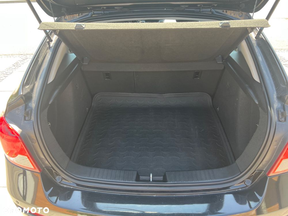 Chevrolet Cruze 1.6 LS - 21