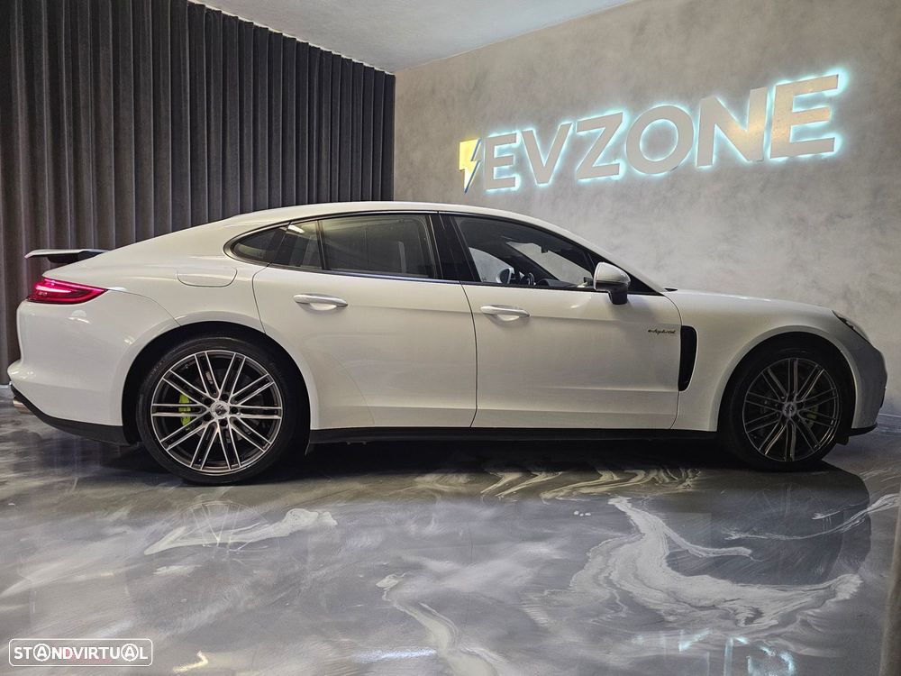 Porsche Panamera 4 E-Hybrid Executive - 9
