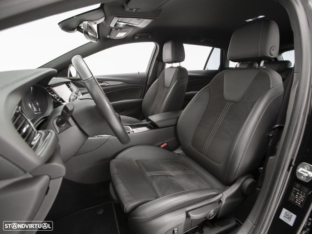 Opel Insignia Sports Tourer - 8