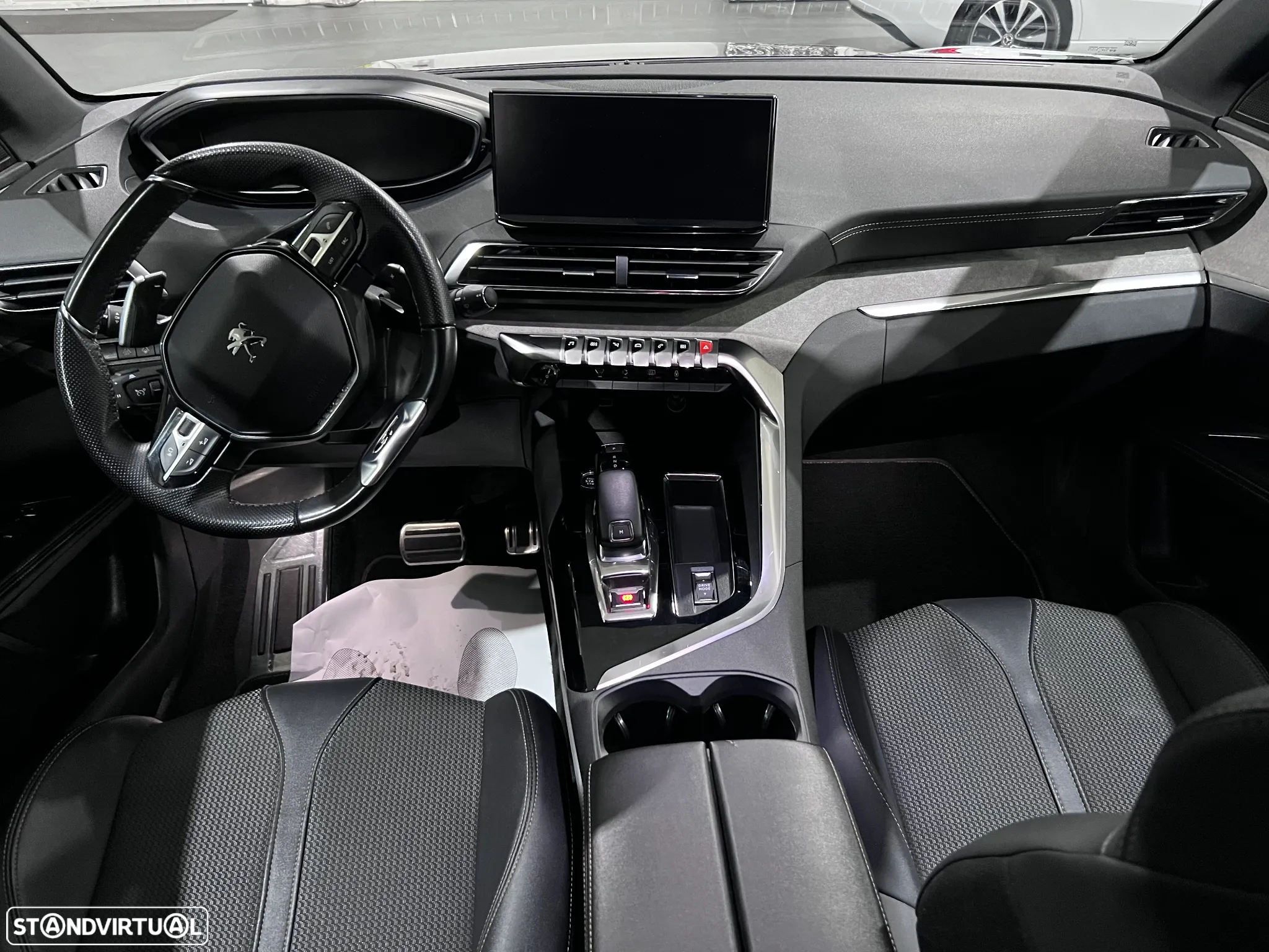 Peugeot 3008 1.5 BlueHDi GT EAT8 - 5