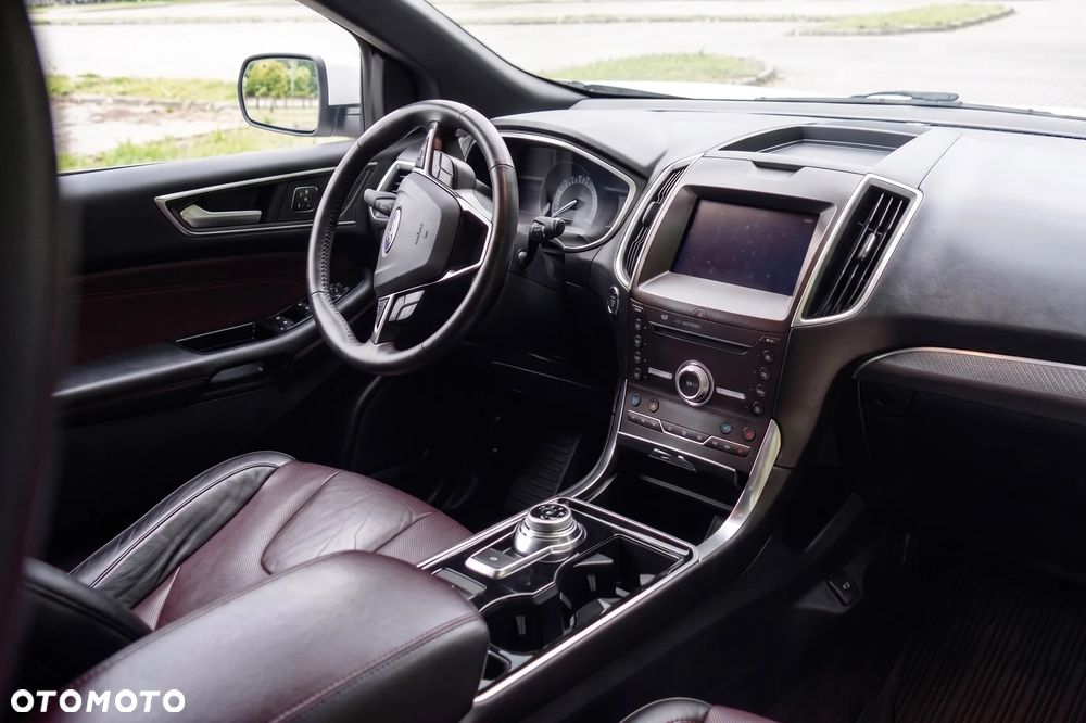 Ford Edge - 17
