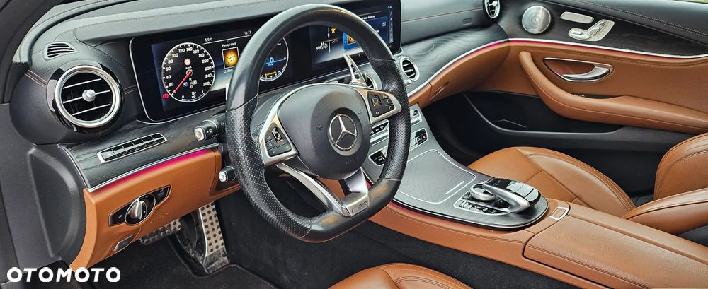 Mercedes-Benz Klasa E 220 d 4Matic 9G-TRONIC AMG Line - 38