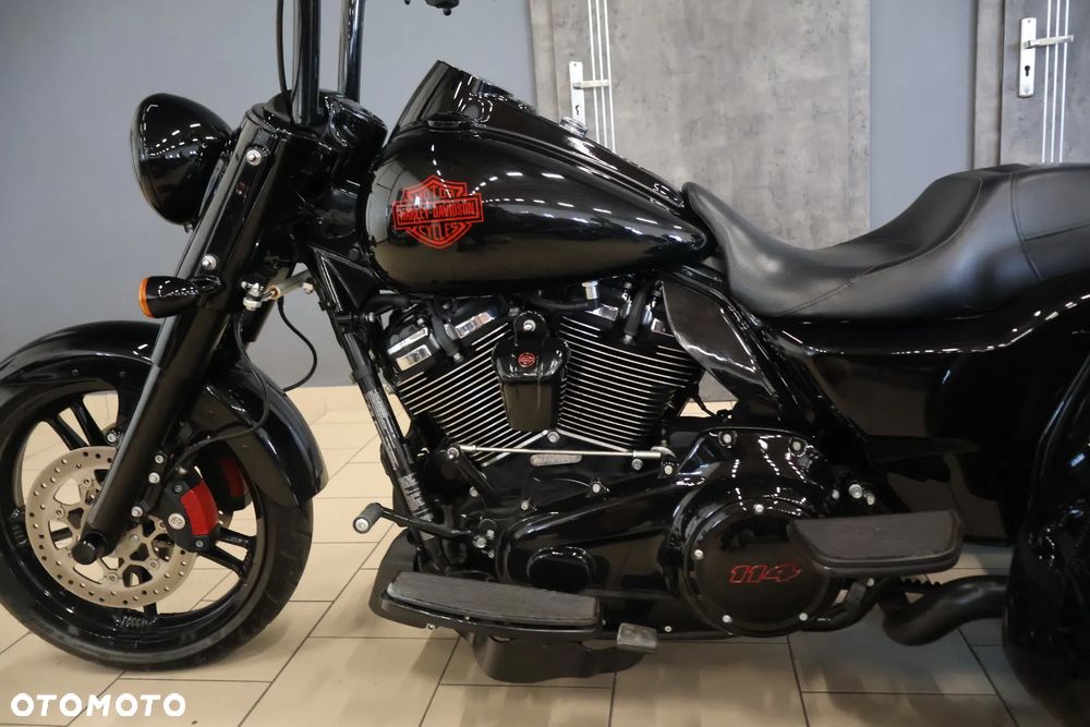 Harley-Davidson Trike Freewheeler - 18