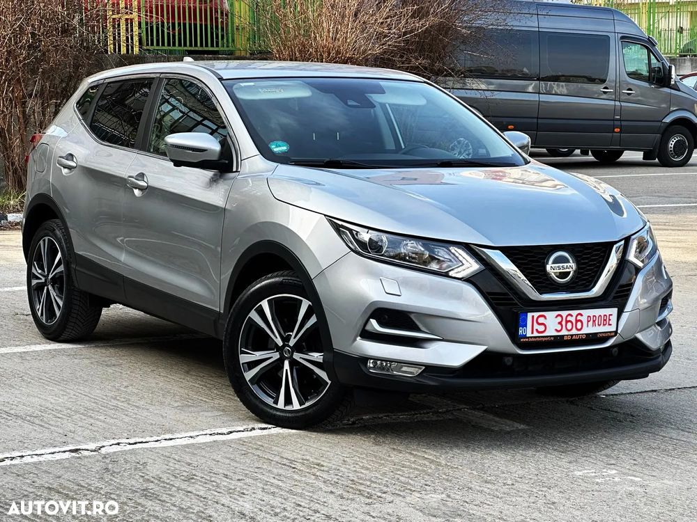 Nissan Qashqai 1.3 DIG-T N-CONNECTA - 2