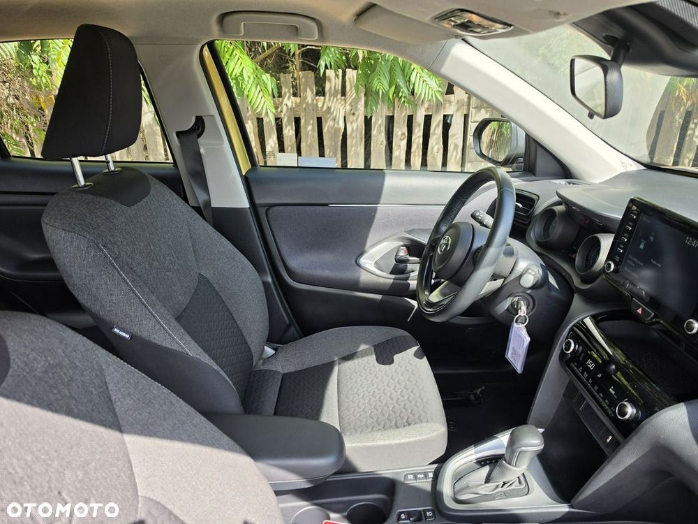 Toyota Yaris Cross Hybrid 1.5 Comfort - 14