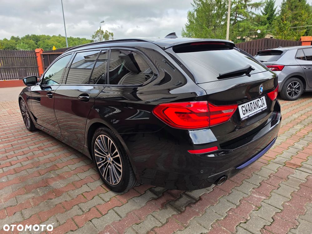 BMW Seria 5 520d M Sport Edition - 13