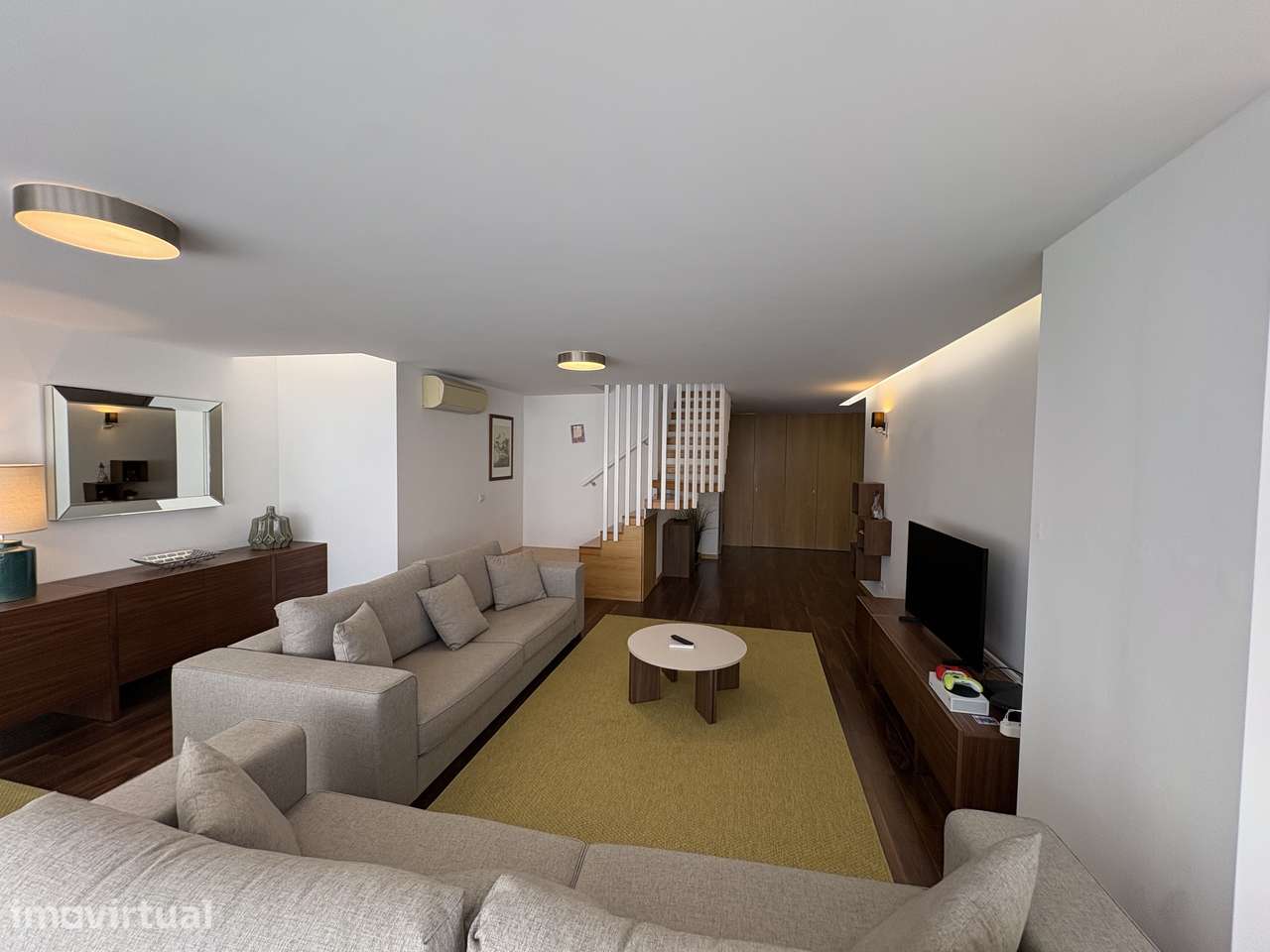 T3 Duplex em excelente estado no Centro do Infantado - Grande imagem: 3/40