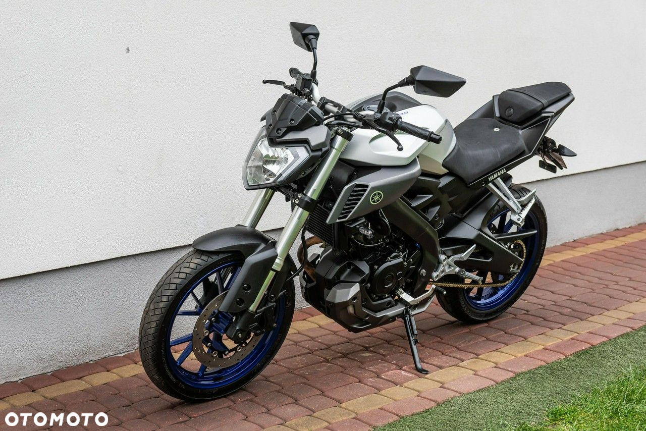 Yamaha MT - 6
