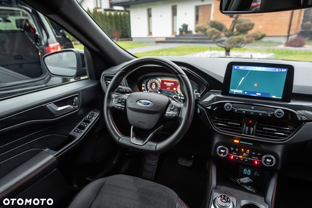 Ford Kuga 2.0 EcoBlue AWD ST-Line X - 14