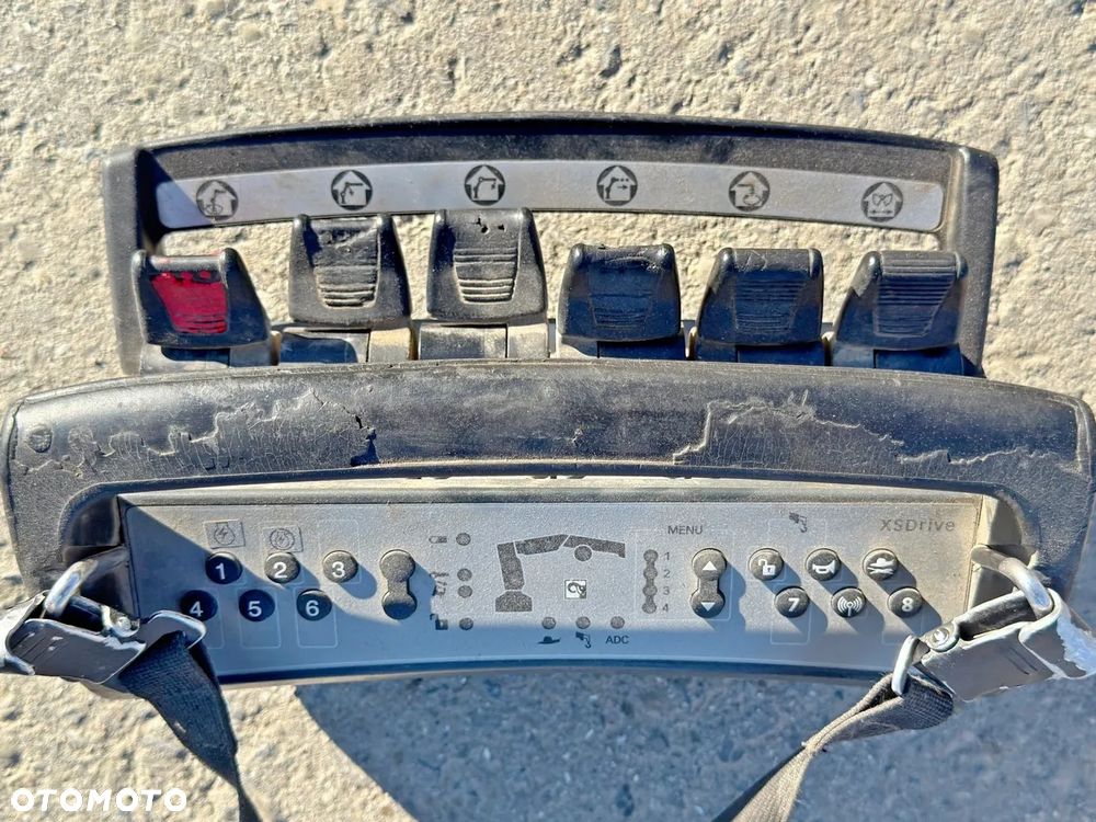 Mercedes-Benz AXOR 1833 * WYWROTKA 4,40 m * HIAB 144 B - 3 HIDUO + PILOT - 14