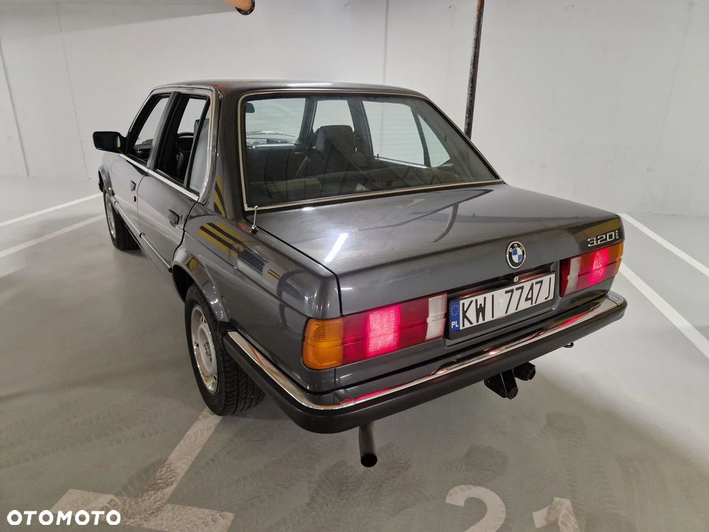 BMW Seria 3 - 15
