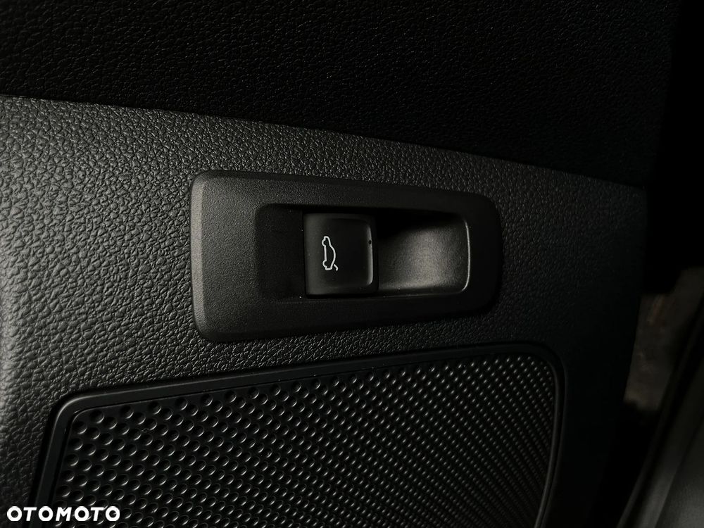 Skoda Karoq 1.6 TDI 4x2 Style DSG - 37