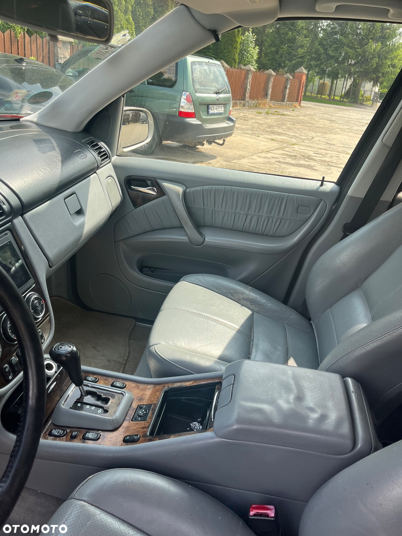 Mercedes-Benz ML - 10