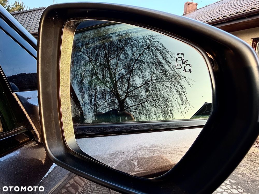 DS Automobiles DS 7 Crossback 1.5 BlueHDi Bastille + - 20