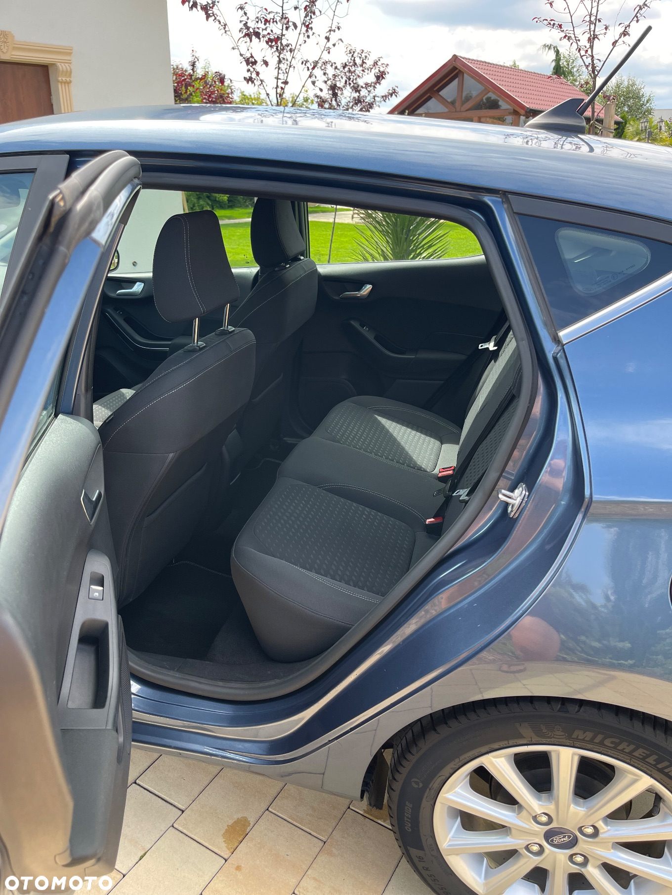 Ford Fiesta 1.0 EcoBoost S&S TITANIUM - 9