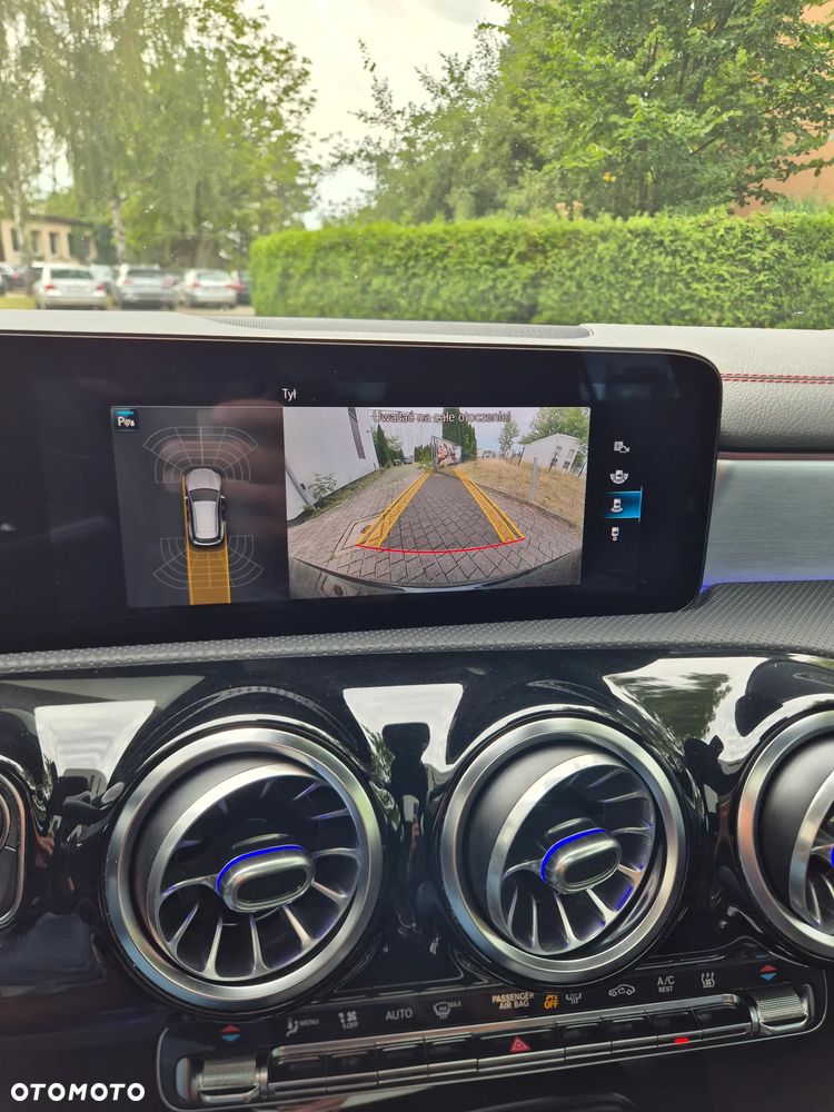 Mercedes-Benz CLA - 20