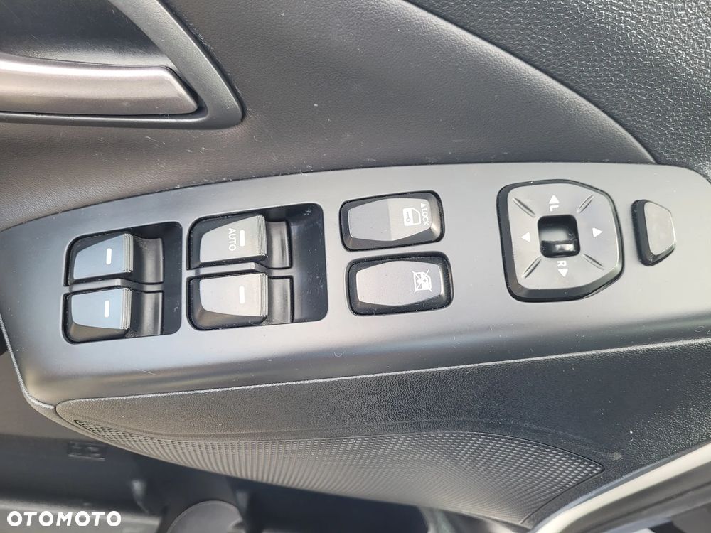 Hyundai ix35 1.6 2WD blue Trend - 29