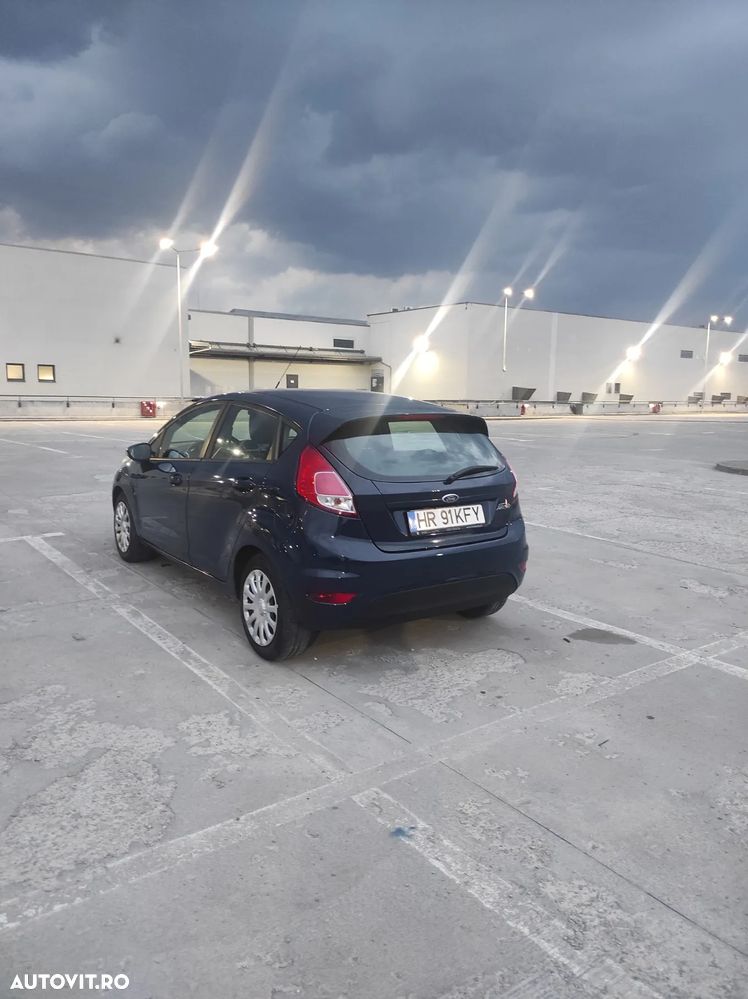 Ford Fiesta 1.6 TDCi DPF Trend - 4