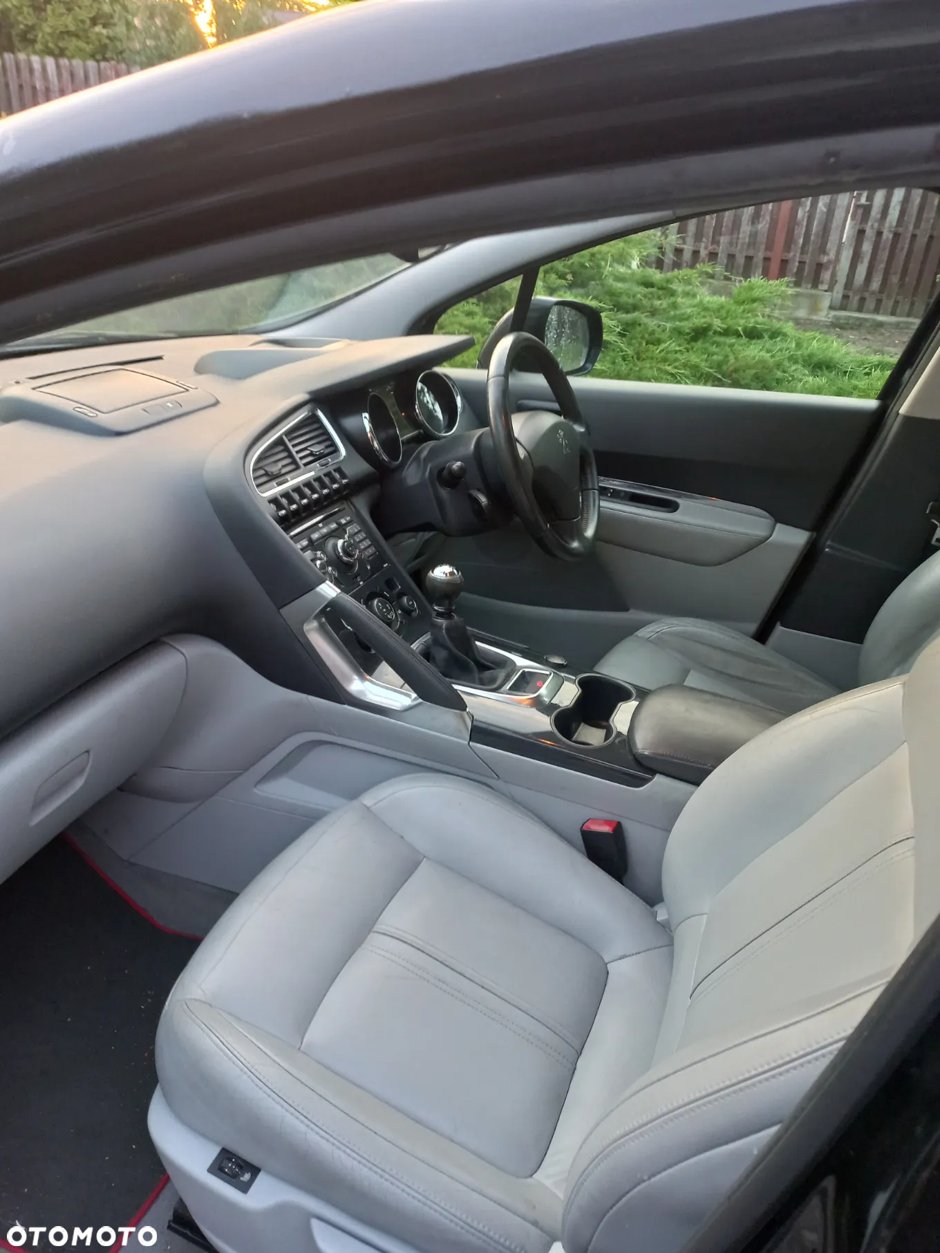 Peugeot 3008 1.6 HDi Premium - 9