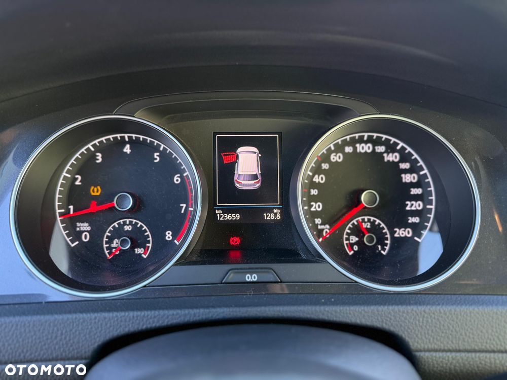 Volkswagen Golf 1.4 TSI BMT Comfortline - 6