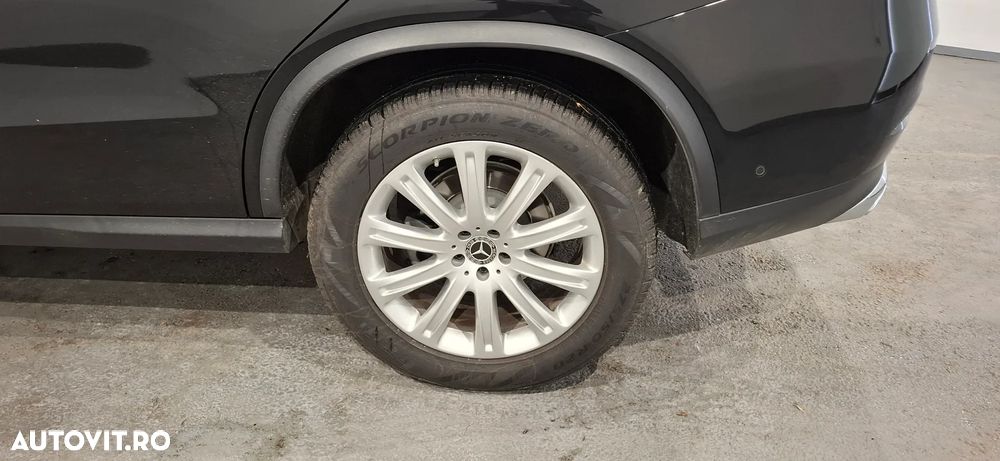 Mercedes-Benz GLE - 21