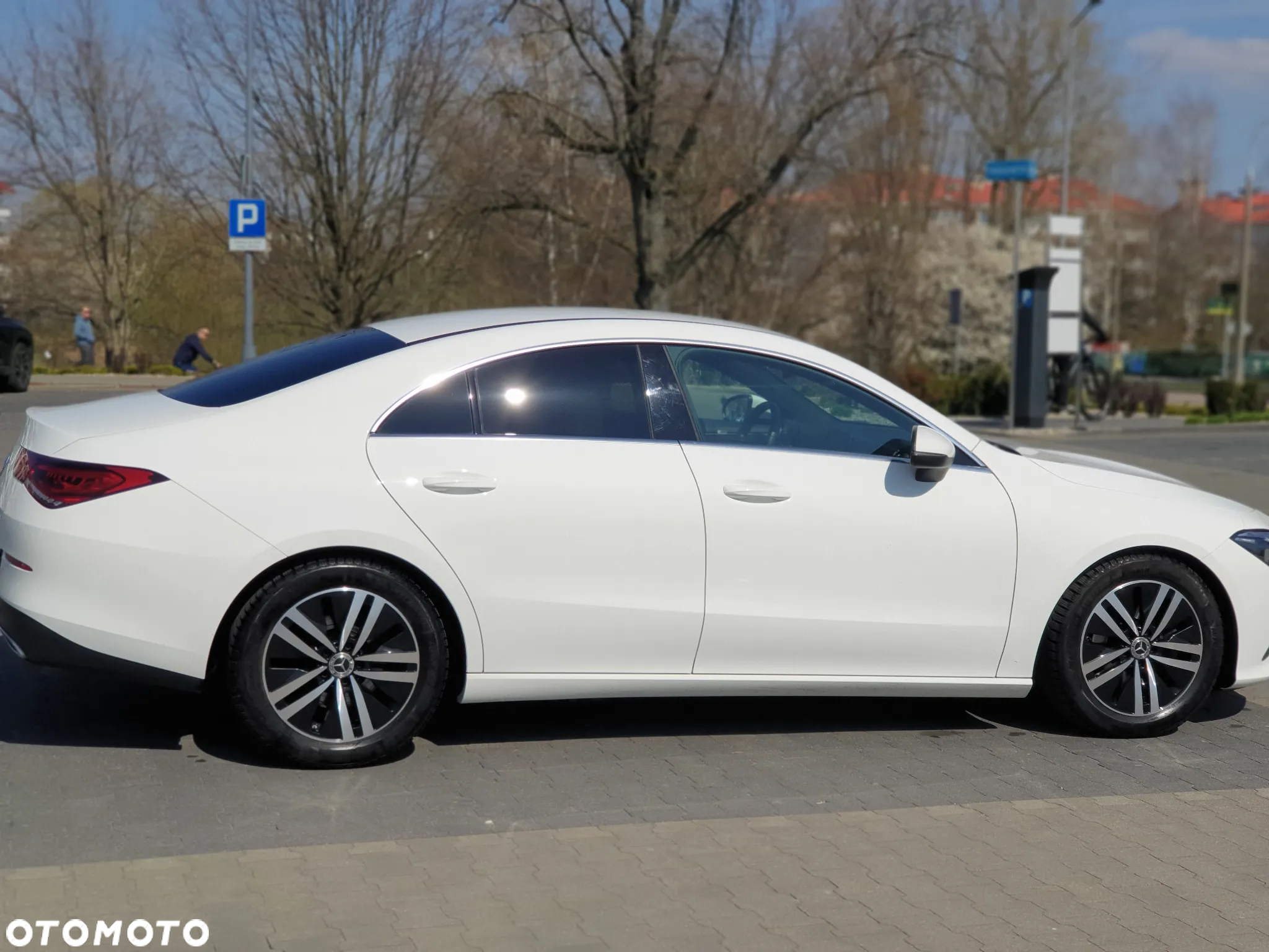 Mercedes-Benz CLA 200 Progressive 7G-DCT - 5