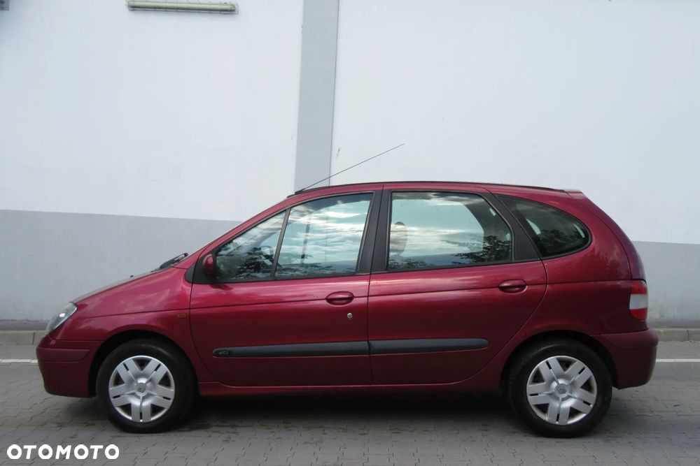 Renault Scenic - 2
