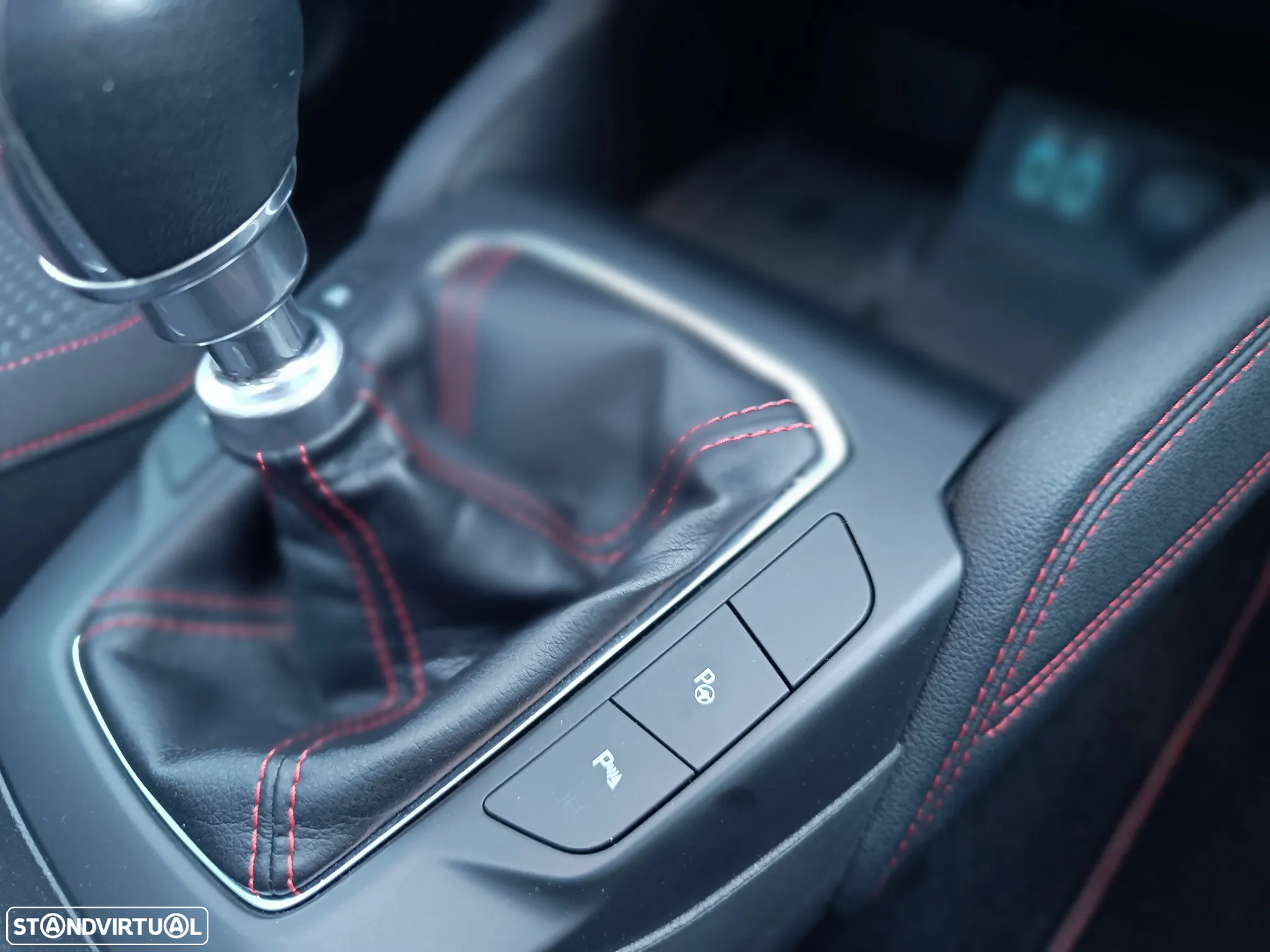 Ford Focus SW 1.0 EcoBoost MHEV ST-Line X - 23