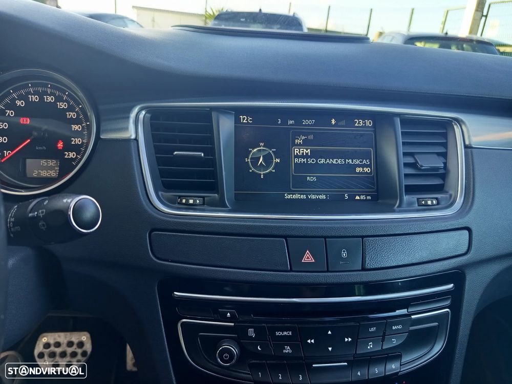 Peugeot 508 RXH 2.0 HDi Hybrid4 Limited Edition 2-Tronic - 13