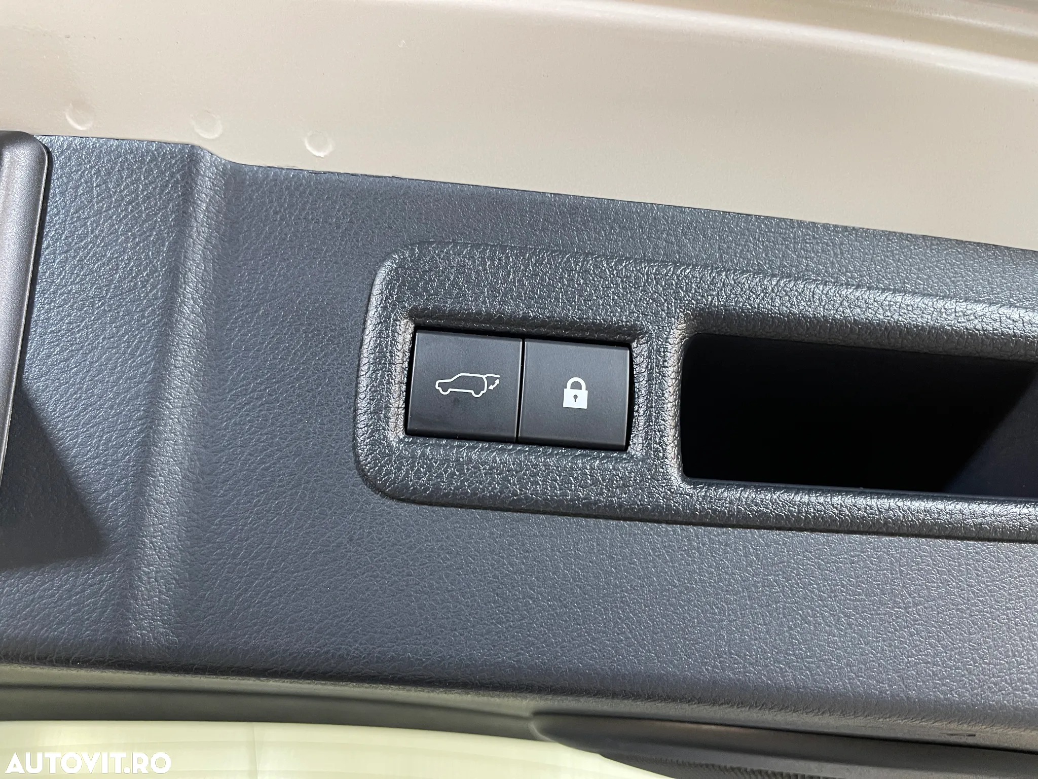Lexus Seria NX 300h AWD Business - 17